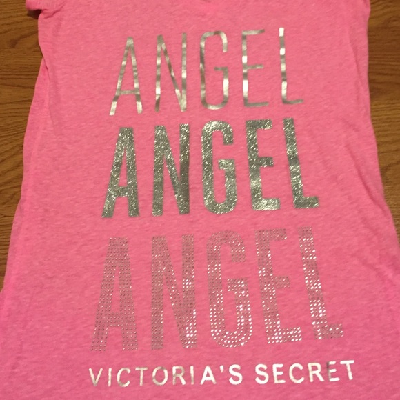 Victoria's Secret T-shirt - Picture 2 of 3