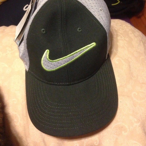 Nike dri fit hat
