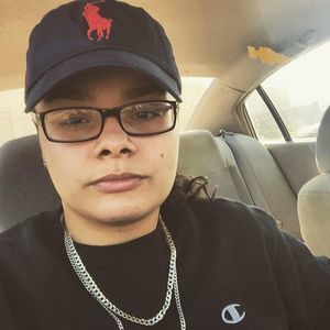 Meet your Posher, Dee