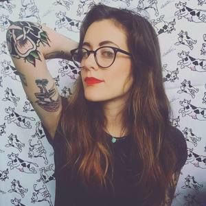 Meet your Posher, Ems