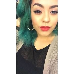 Meet your Posher, Aracely