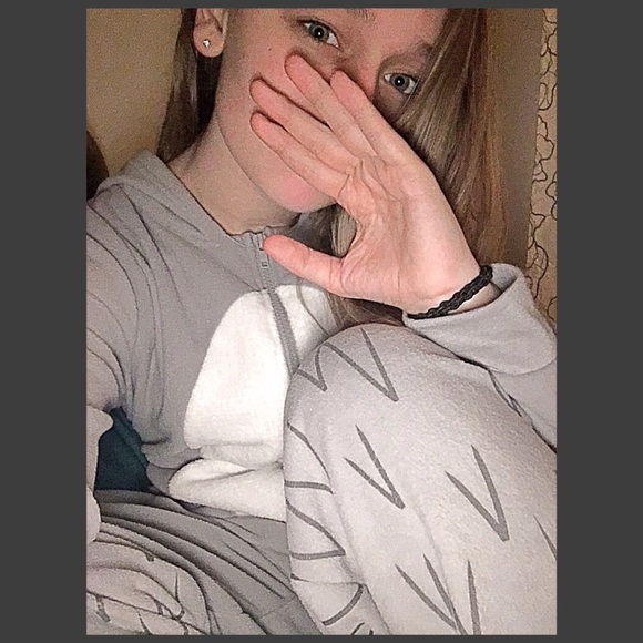 Meet your Posher, Amy - Picture 1 of 1