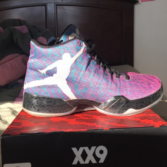 Jordan's XX9 - Picture 3 of 3