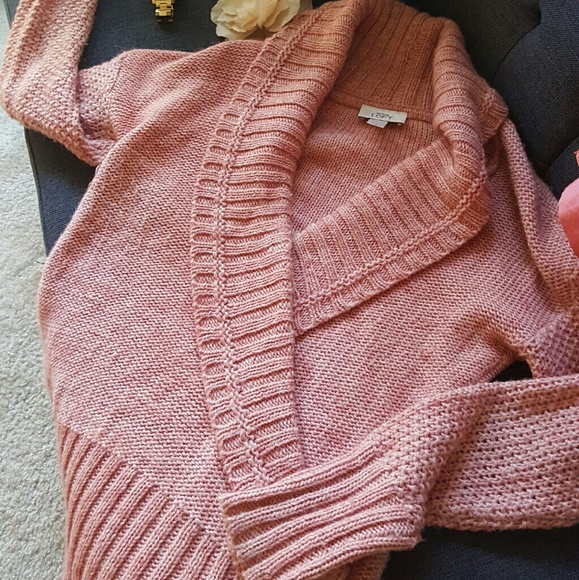 LOFT Coral Sweater - Picture 3 of 3