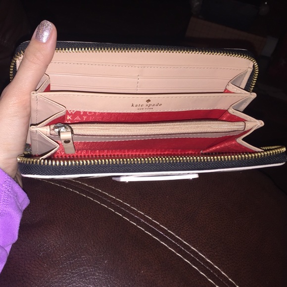 Kate spade wallet - Picture 3 of 4