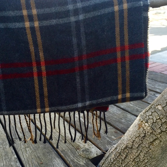 🍂Plaid skinny scarf 🍁 - Picture 1 of 3