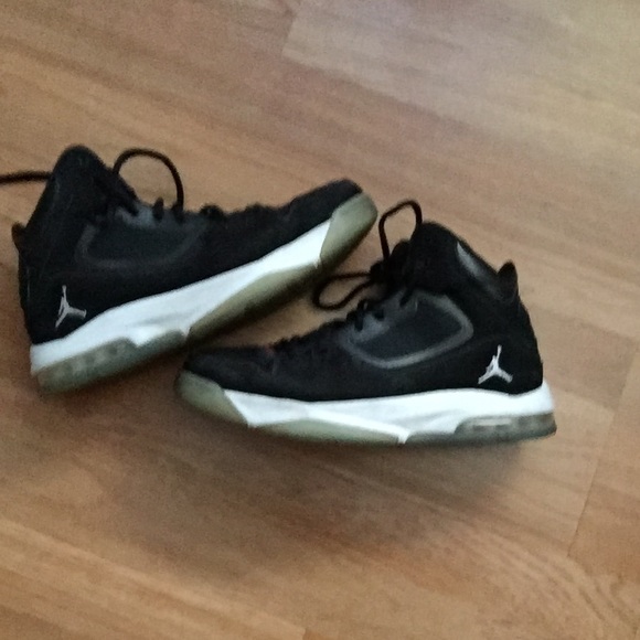 Jordan flights size 10 - Picture 1 of 4