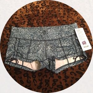 LULULEMON HOT HOT SHORT