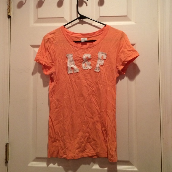 Abercrombie & Fitch Brand Tee (L)