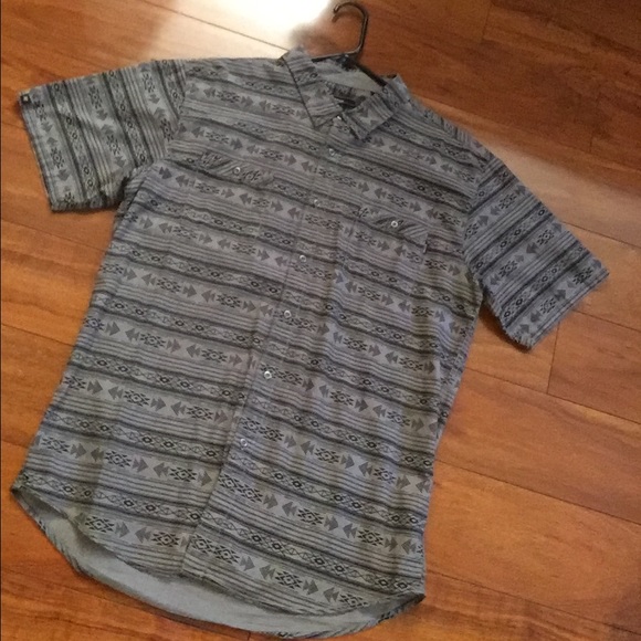 Tribal button up - Picture 1 of 3