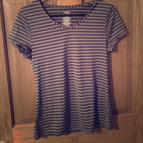 grey striped sport top