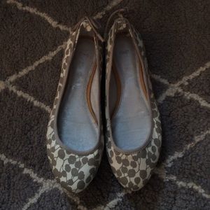 Floral print GAP flats