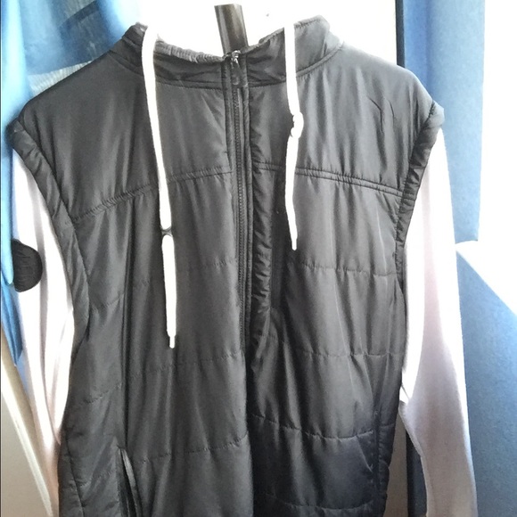Empyre surplus co windbreaker men large