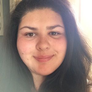 Meet your Posher, Cristina