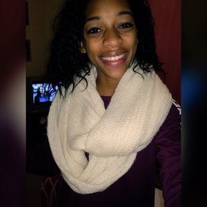 Meet your Posher, Nakyra