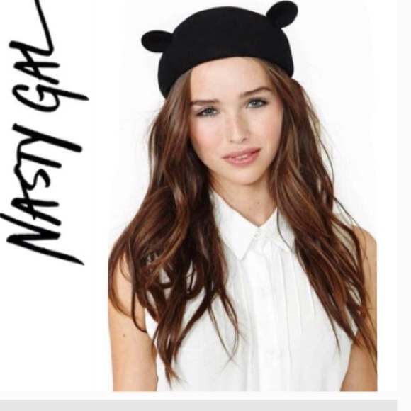 Nasty Gal Accessories - Wool bear hat