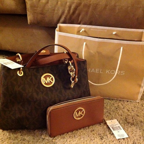 Michael Kors Purse & Wallet-NWT