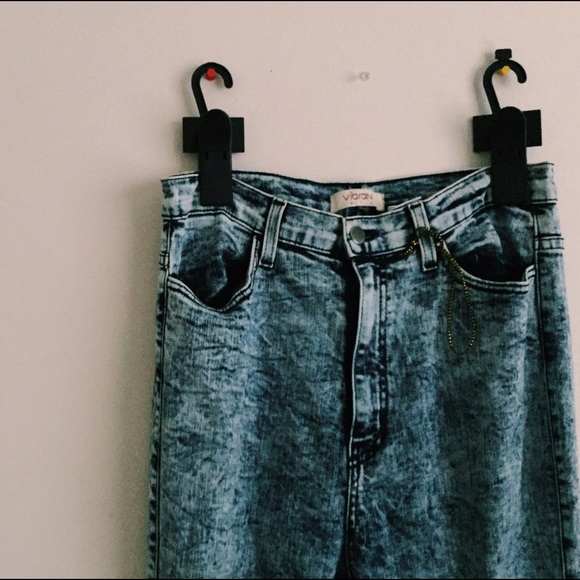 Acid Wash Jeans