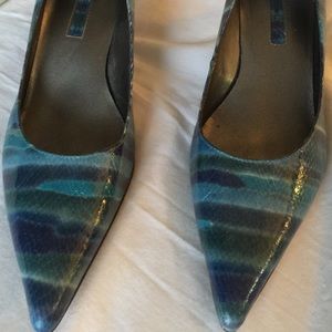 Low heeled Bandolino pumps