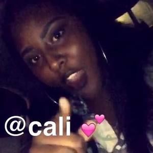 Meet your Posher, Simone