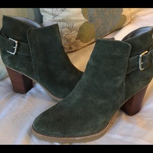 Gap forest green suede leather booties.