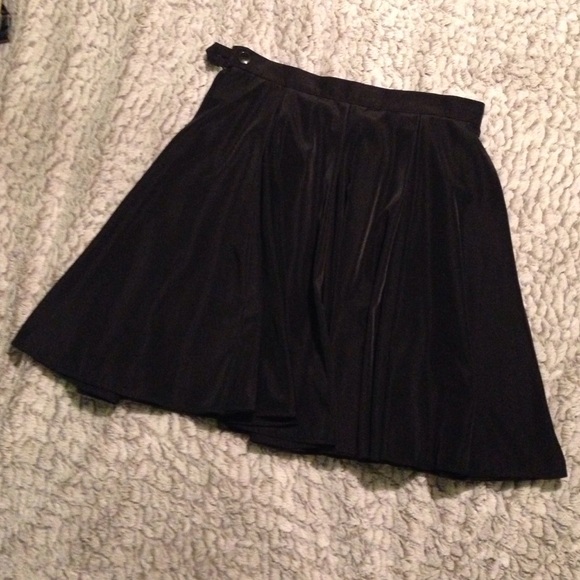 American Apparel black skirt