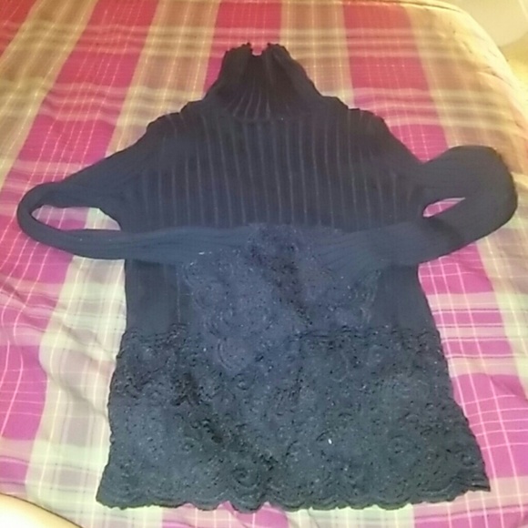 Beautiful Black Lace turtle neck
