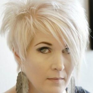 Meet your Posher, Pamela