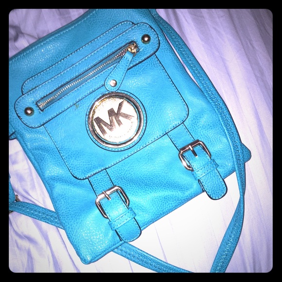 Michael Kors Crossbody 🎒💙