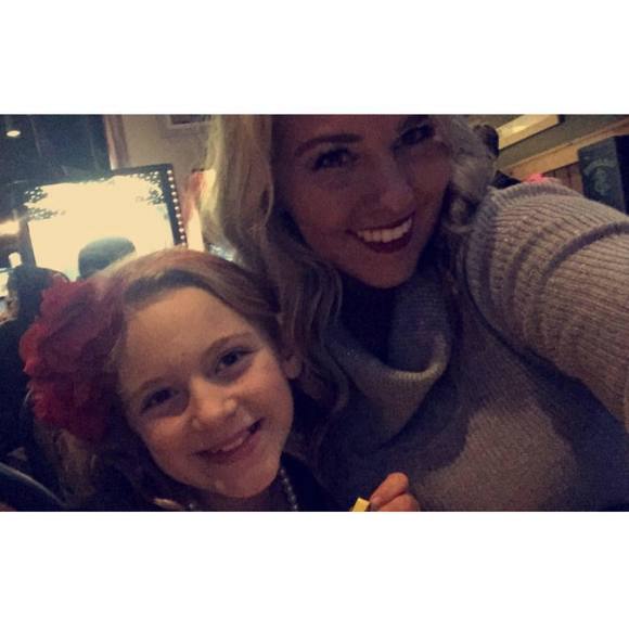 Meet your Posher, Ali - Picture 1 of 1