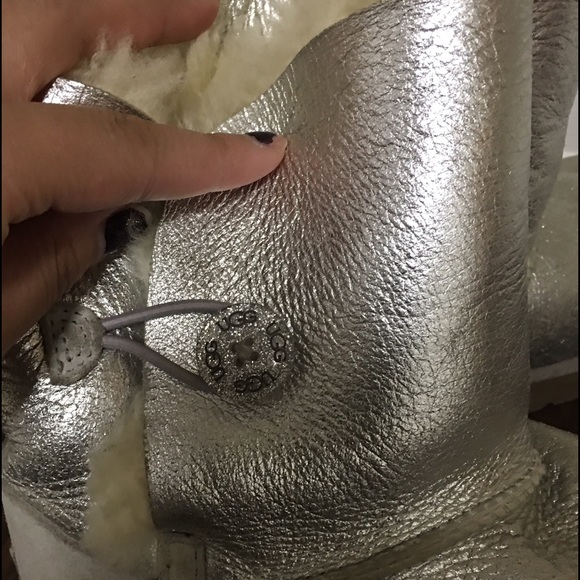 ugg size 5 - Picture 4 of 4