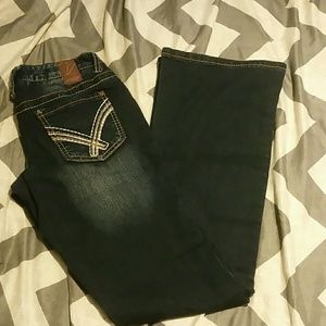 Vanity Bootcyt 27x33