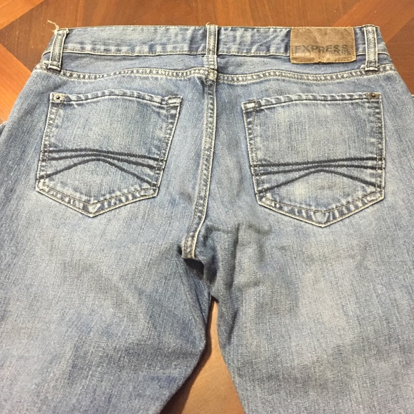 Express Jeans - Picture 3 of 3