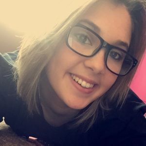 Meet your Posher, Halie