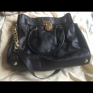 Black Michael KORS Hamilton purse