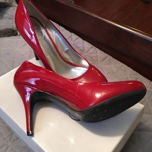 JS by Jessica Simpson Red Heels. Size 9.5