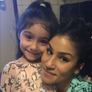 Meet your Posher, Christina