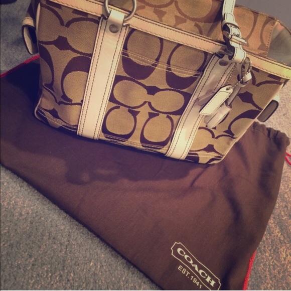 Coach tote handbag - Picture 2 of 4