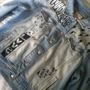 Forever 21 light washed denim jacket