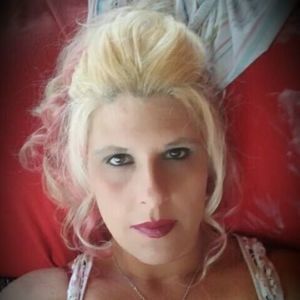 Meet your Posher, Theresa