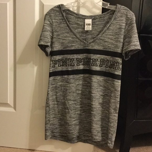 Victoria's Secret PINK V-neck Tshirt