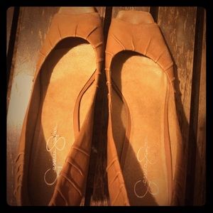 Jessica Simpson tan wedges
