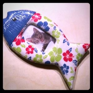 Fabric fish photo frame for cats and cat lovers!