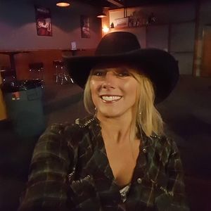 Meet your Posher, Kristina