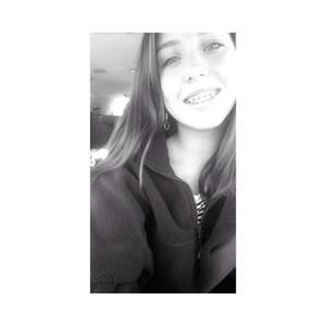 Meet your Posher, Brittney