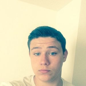 Meet your Posher, Dylan