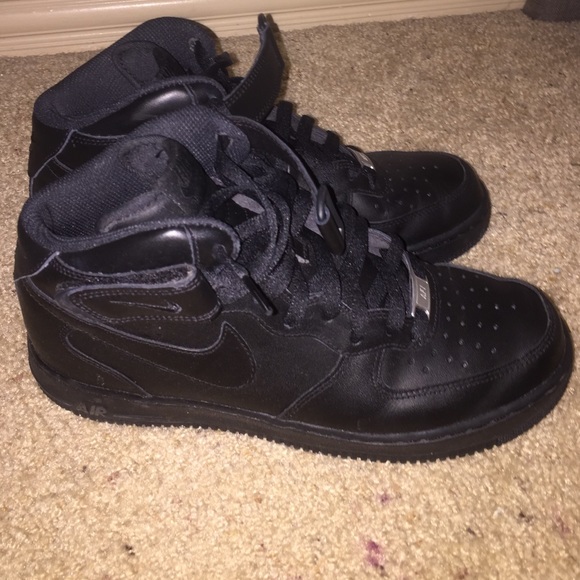 Nike Airforce 1 high top (PERFECT CONDITION)