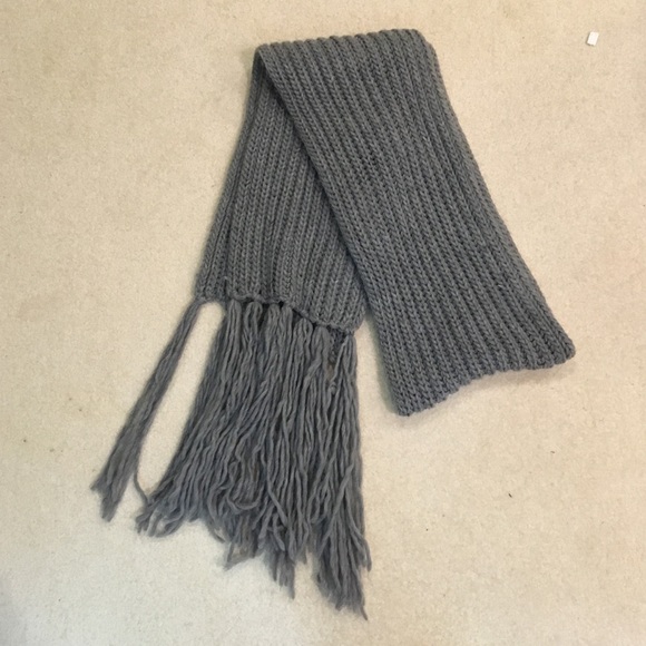 H&M scarf