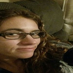 Meet your Posher, Cheri