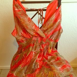 🎉SALE🎉 Beautiful Hawaiian print maxi dress